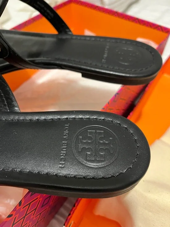 Tory Burch Miller Black Leather Logo Thong Sandals - Picture 4 of 11